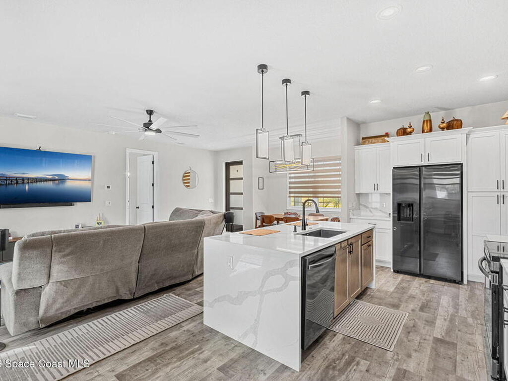 1154 Captiva Island Circle, Palm Bay, FL 32908