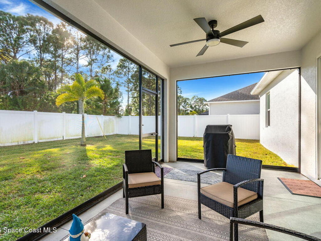 1154 Captiva Island Circle, Palm Bay, FL 32908