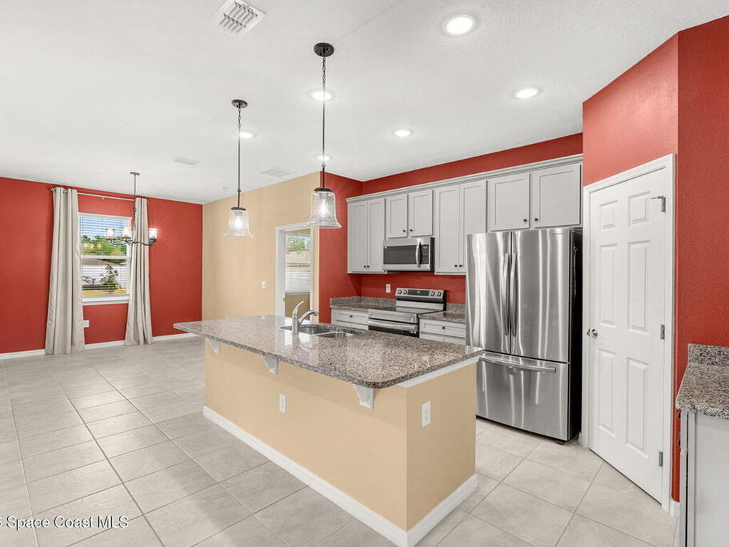 184 Compass Place, Titusville, FL 32796