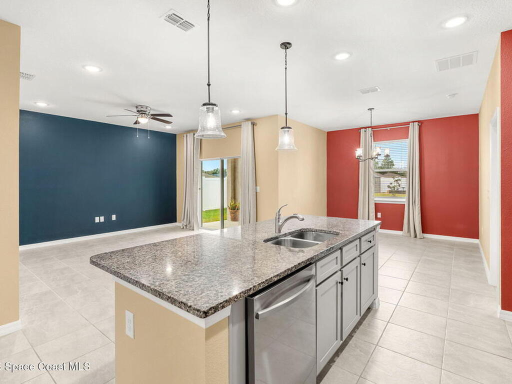 184 Compass Place, Titusville, FL 32796