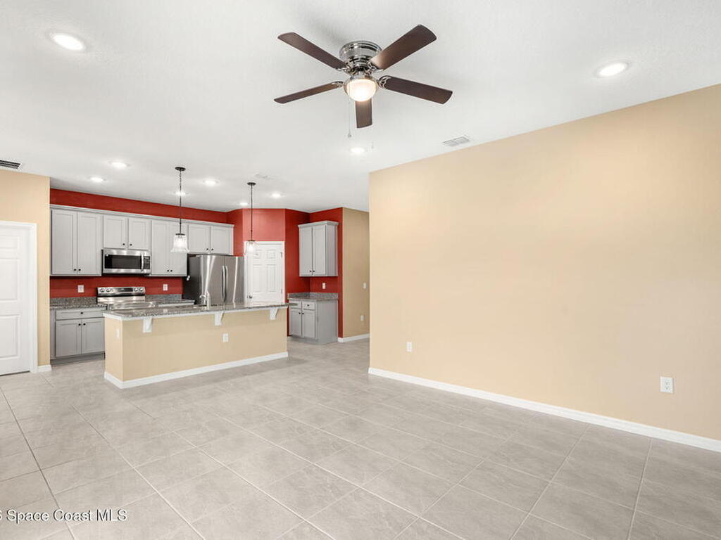 184 Compass Place, Titusville, FL 32796