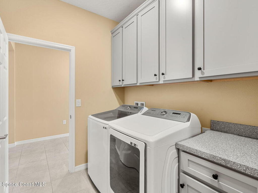 184 Compass Place, Titusville, FL 32796