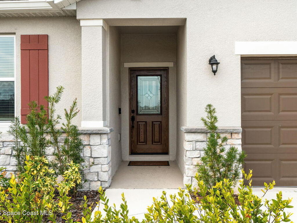 184 Compass Place, Titusville, FL 32796