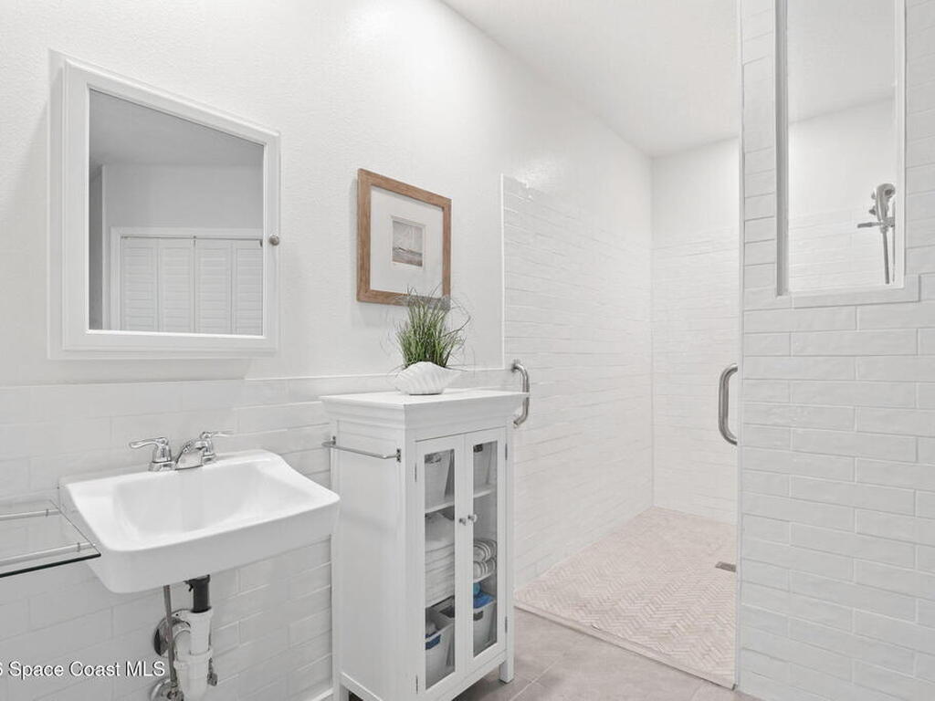 7549 Tourmaline Drive, Grant-Valkaria, FL 32949