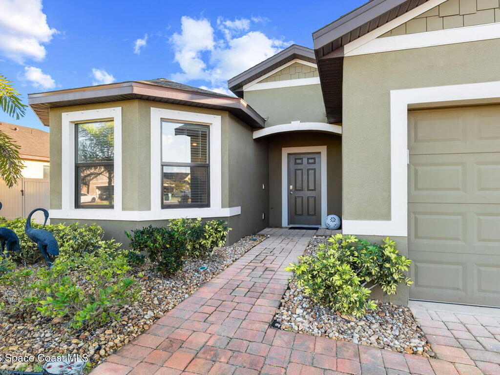 7549 Tourmaline Drive, Grant-Valkaria, FL 32949