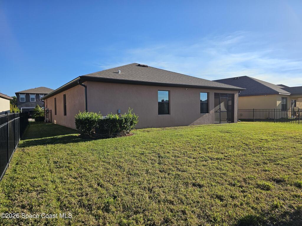 653 Old Country Road, Palm Bay, FL 32909