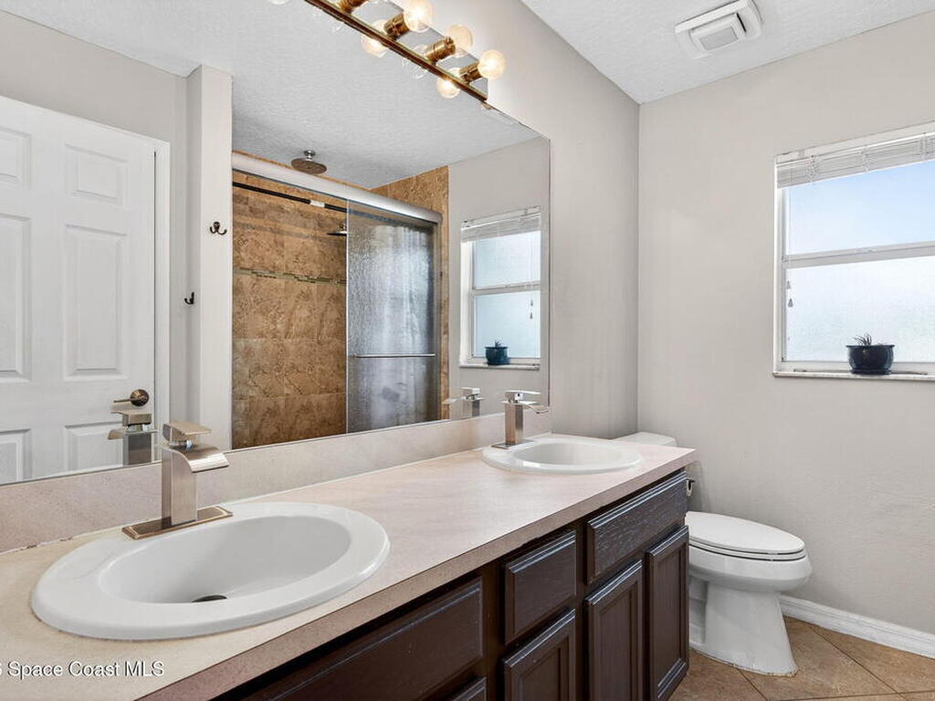 5102 Cocoplum Avenue, Melbourne, FL 32940