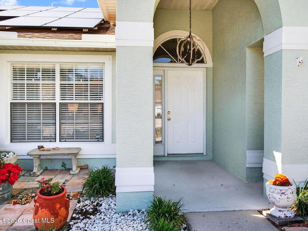 5102 Cocoplum Avenue, Melbourne, FL 32940