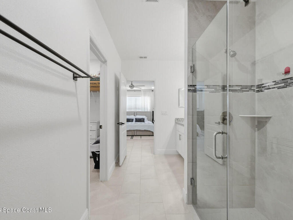 1018 Grantham Lane, Palm Bay, FL 32909