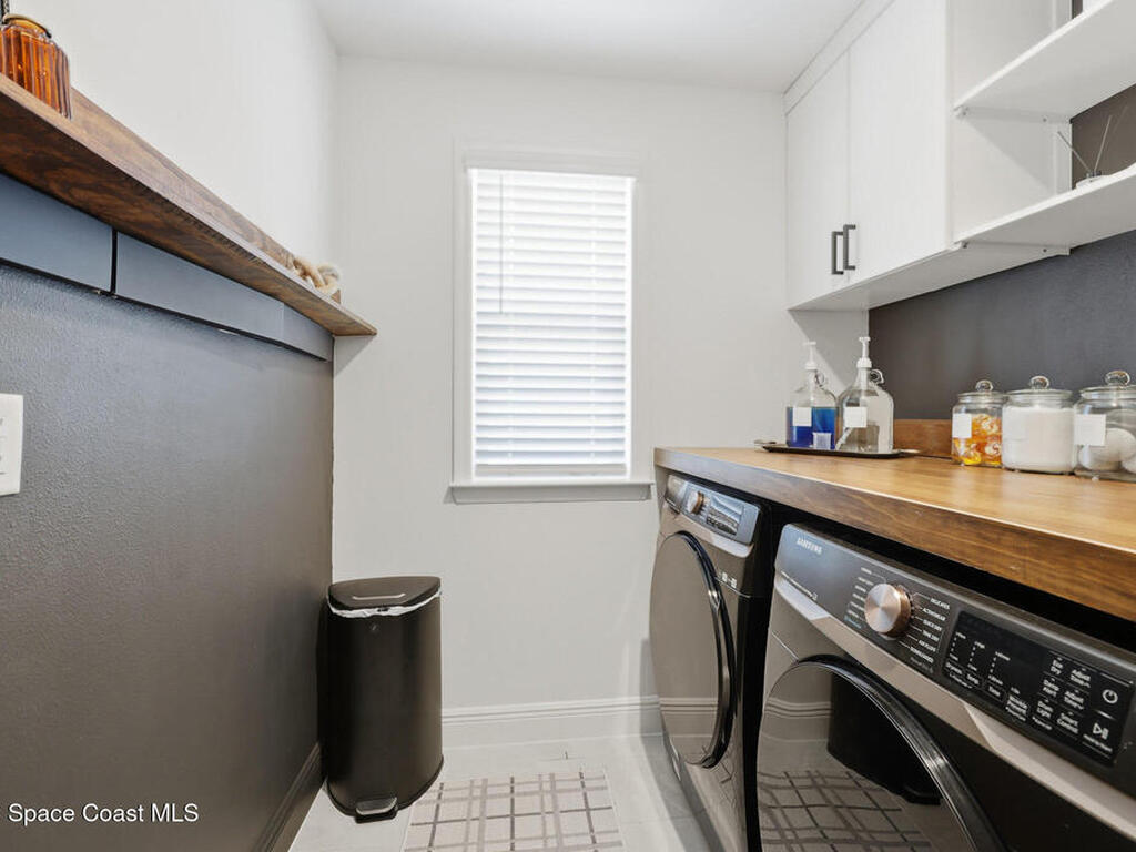 1018 Grantham Lane, Palm Bay, FL 32909