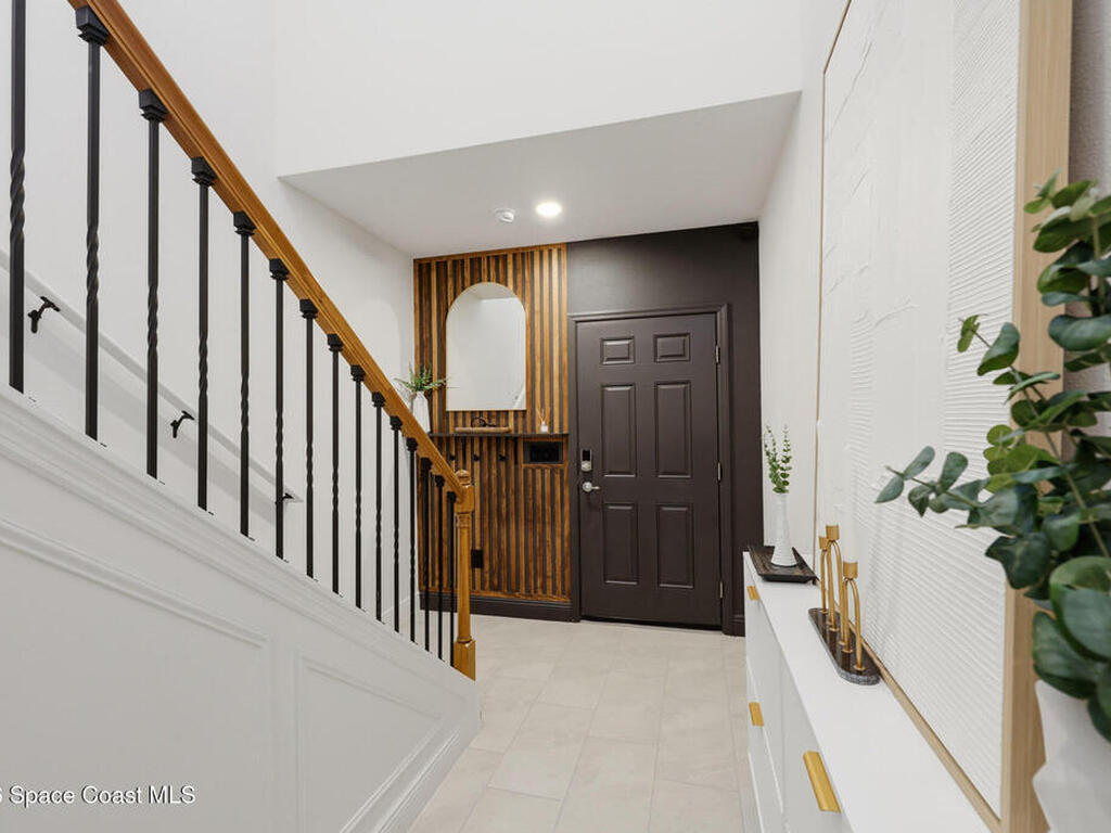 1018 Grantham Lane, Palm Bay, FL 32909