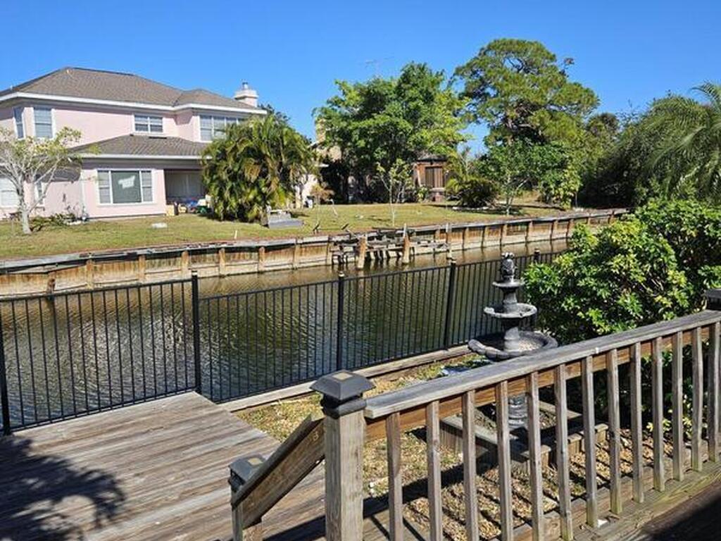 1460 Hannah Drive, Merritt Island, FL 32952