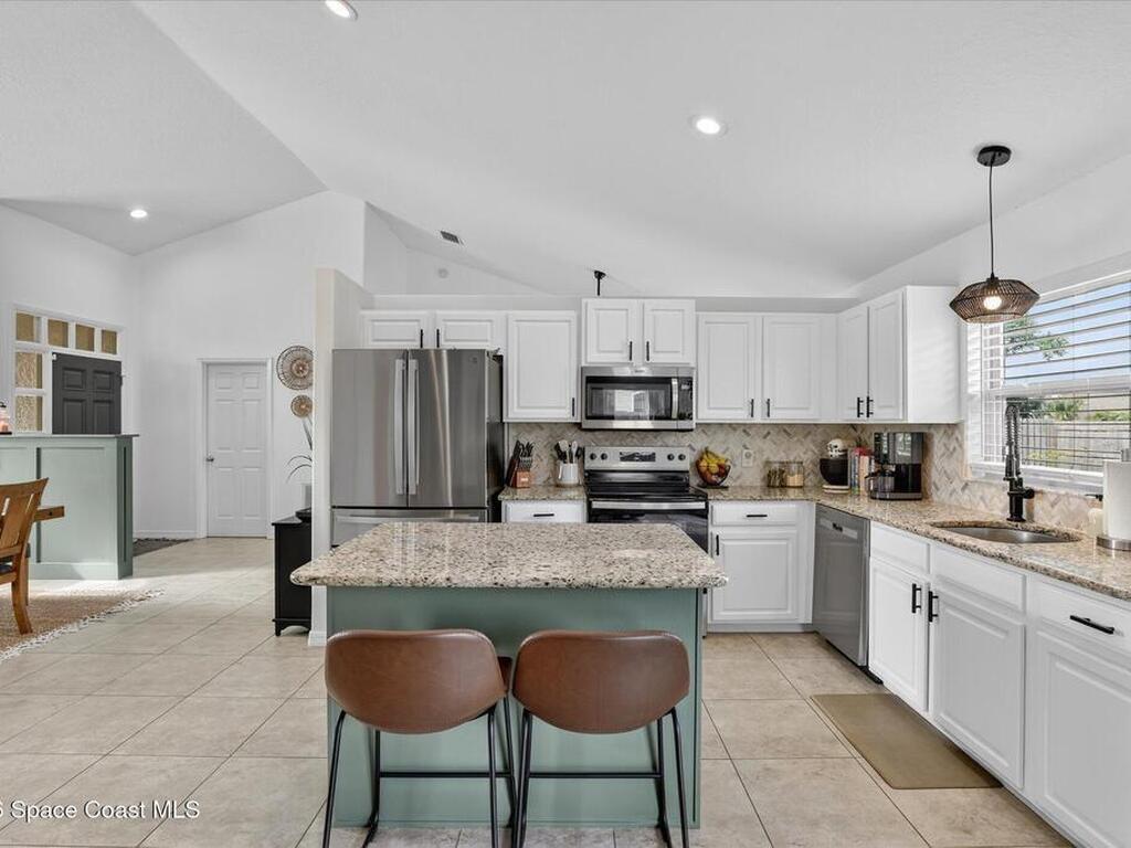 926 Jamestown Drive, Rockledge, FL 32955