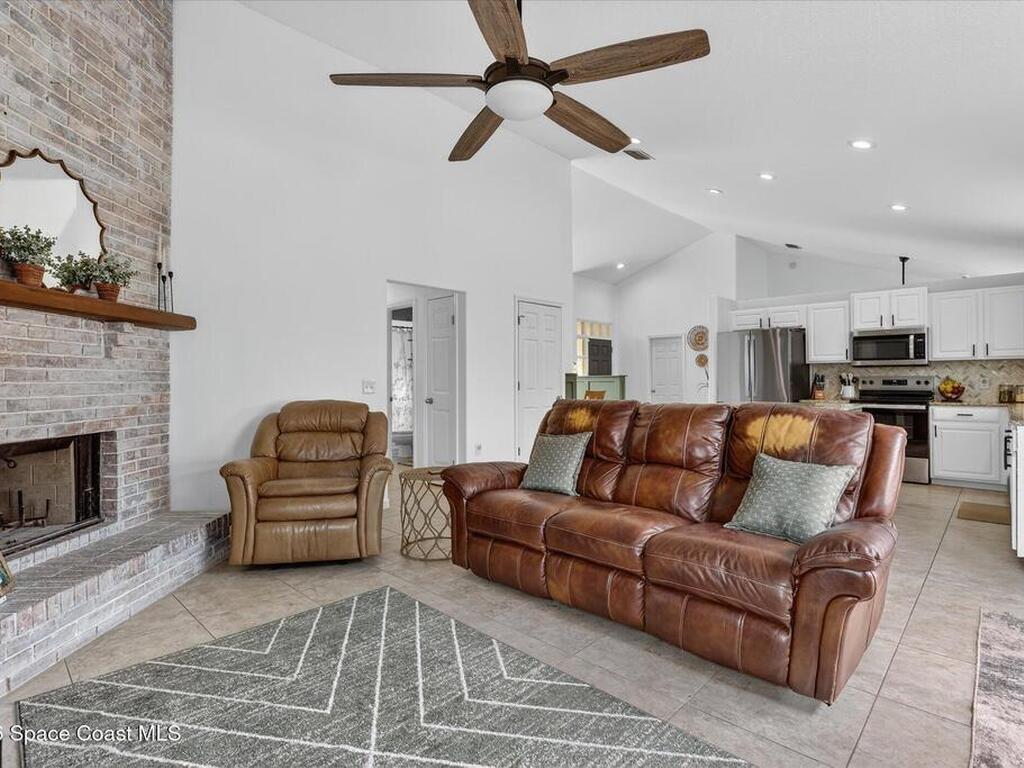 926 Jamestown Drive, Rockledge, FL 32955