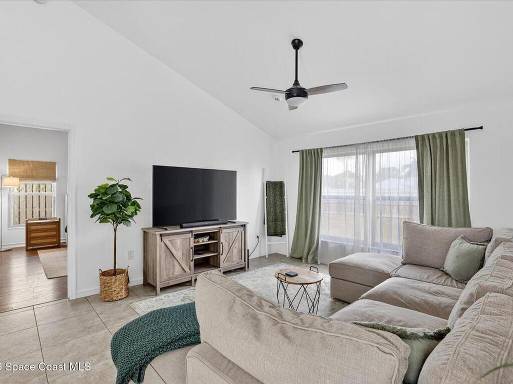 926 Jamestown Drive, Rockledge, FL 32955