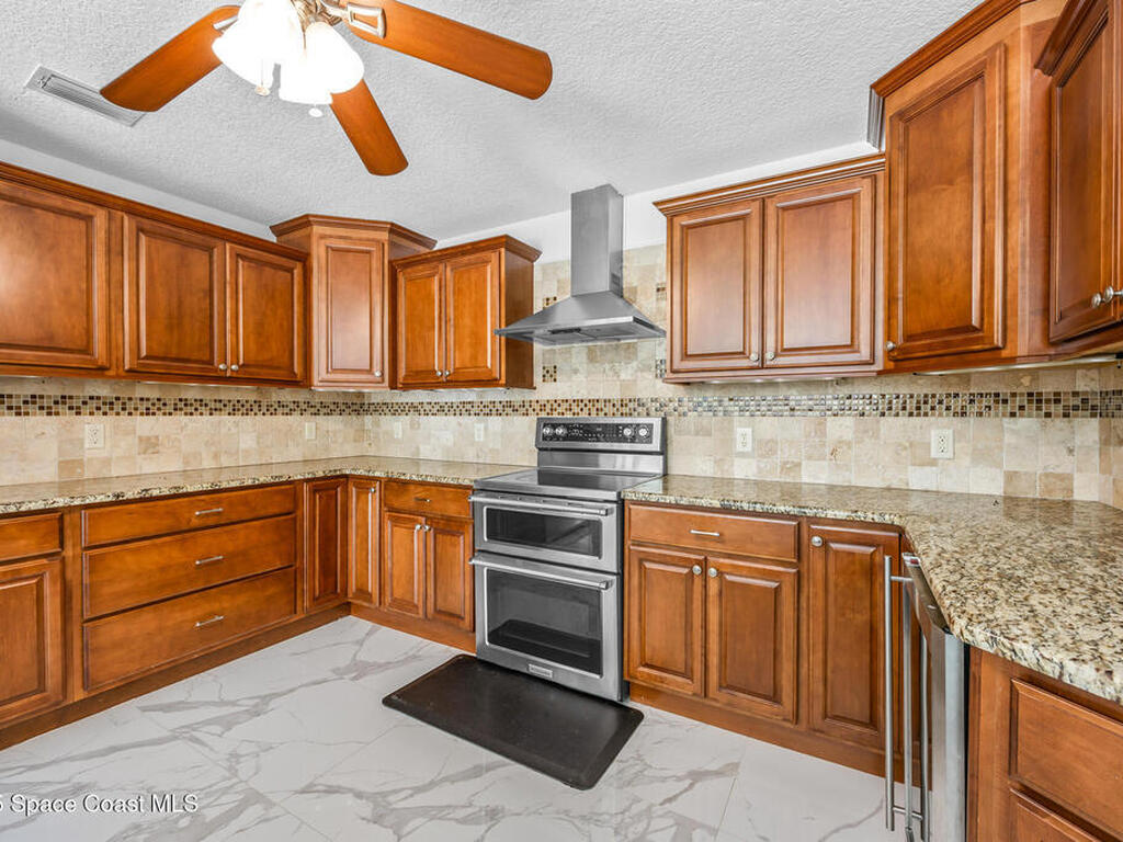 217 Ash Avenue, Melbourne Beach, FL 32951