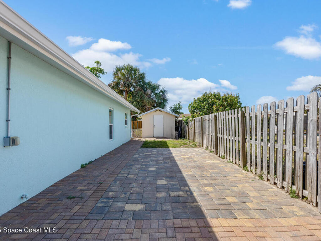 217 Ash Avenue, Melbourne Beach, FL 32951