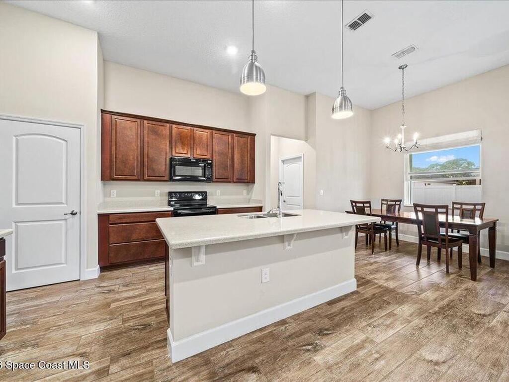 4632 Shannock Avenue, Merritt Island, FL 32953