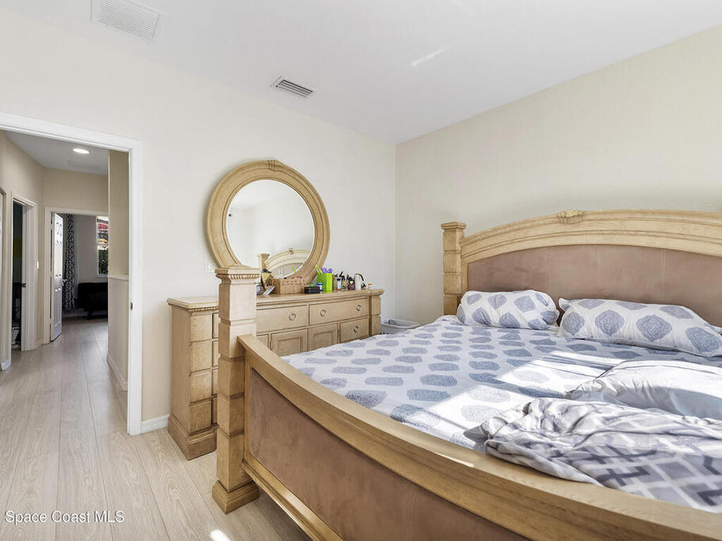 286 Lake Monterey Circle, Boynton Beach, FL 33426