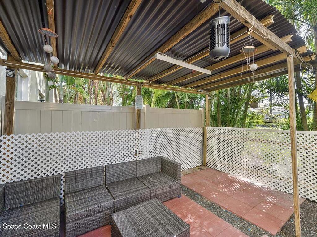 286 Lake Monterey Circle, Boynton Beach, FL 33426