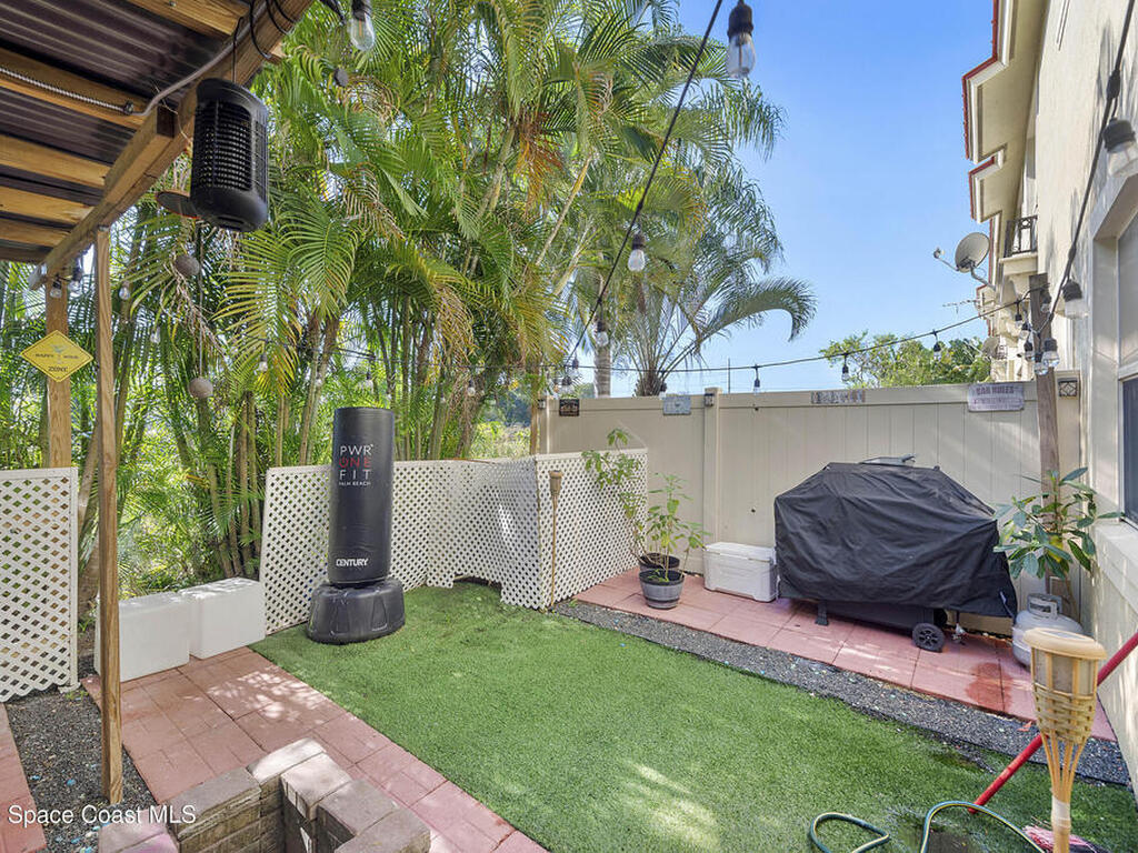 286 Lake Monterey Circle, Boynton Beach, FL 33426