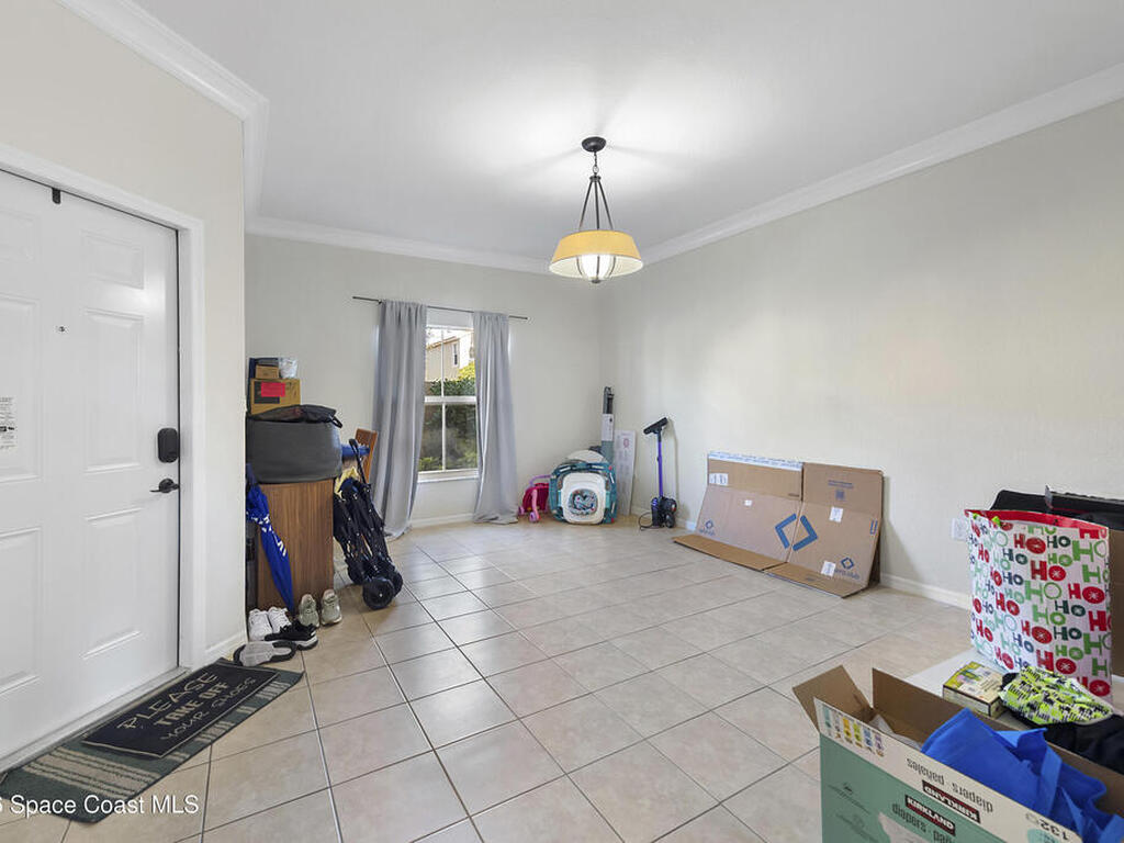 286 Lake Monterey Circle, Boynton Beach, FL 33426