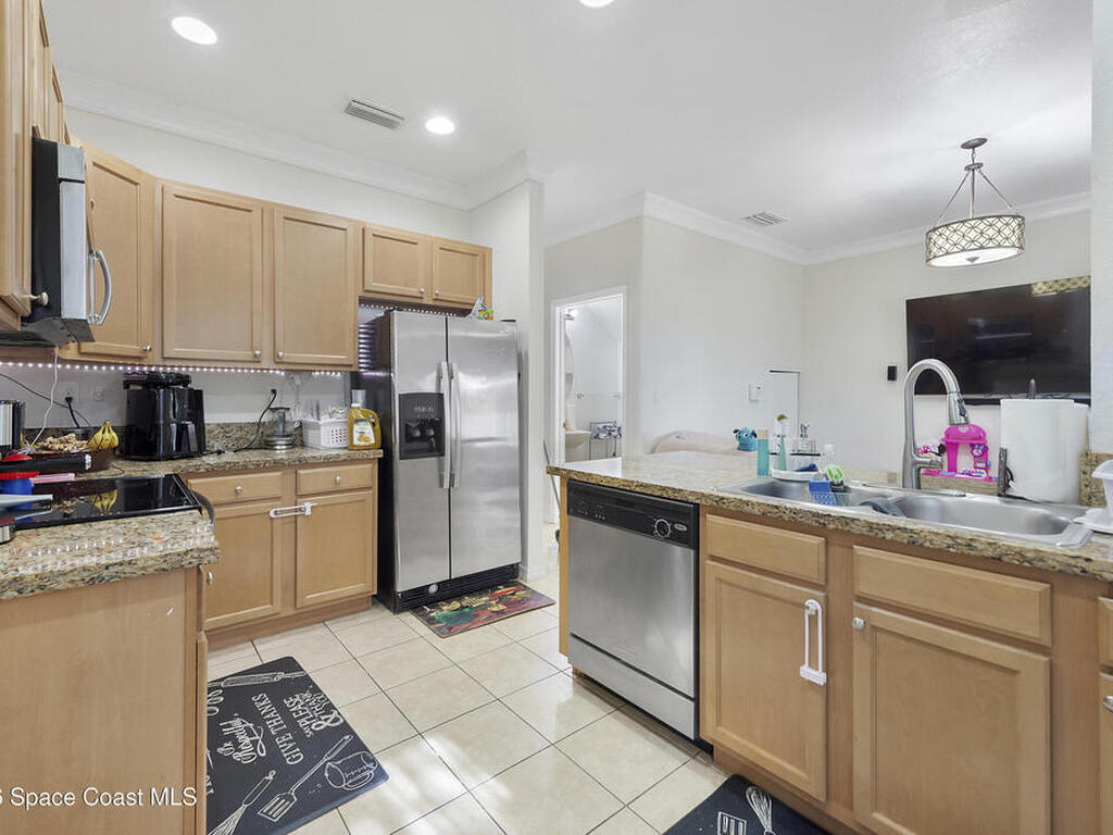 286 Lake Monterey Circle, Boynton Beach, FL 33426