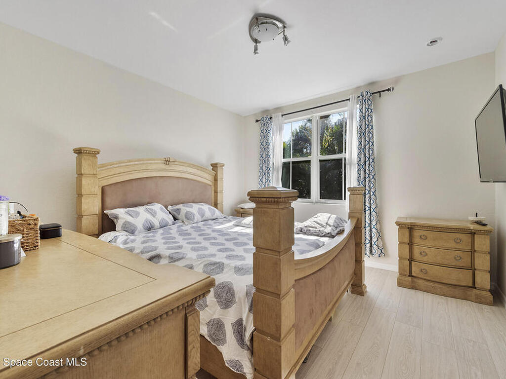 286 Lake Monterey Circle, Boynton Beach, FL 33426