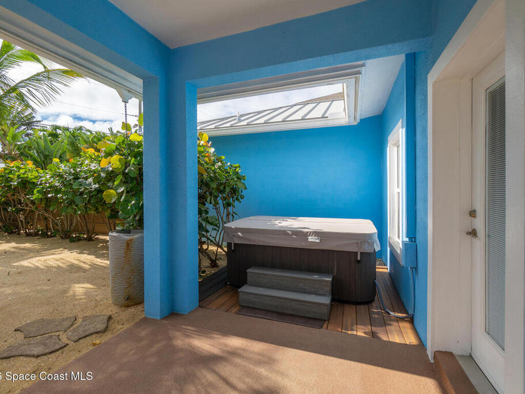 131 Harding Avenue, Cocoa Beach, FL 32931