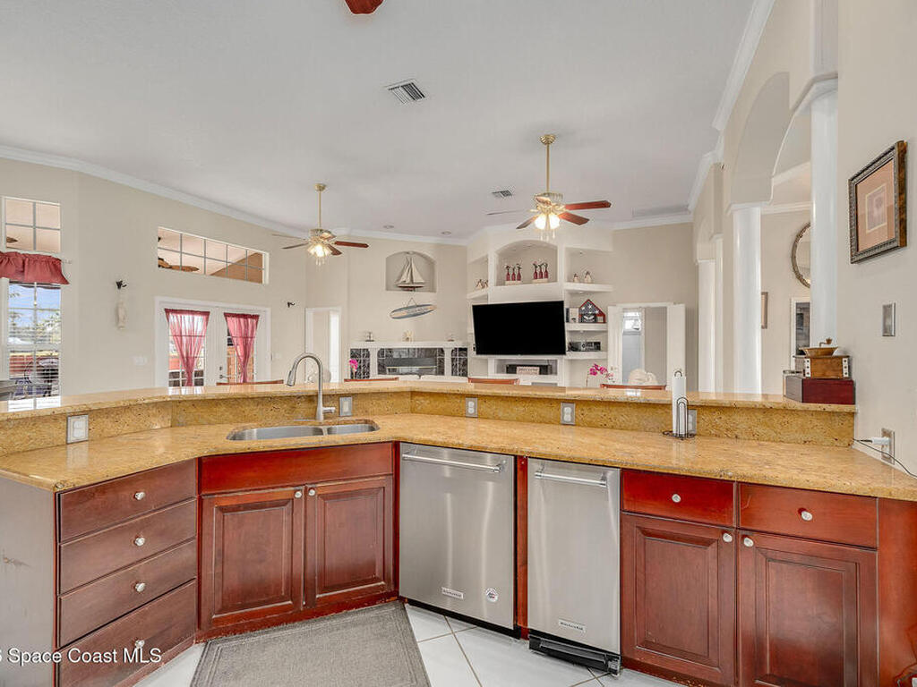 417 Coastal Breeze Way, Merritt Island, FL 32953