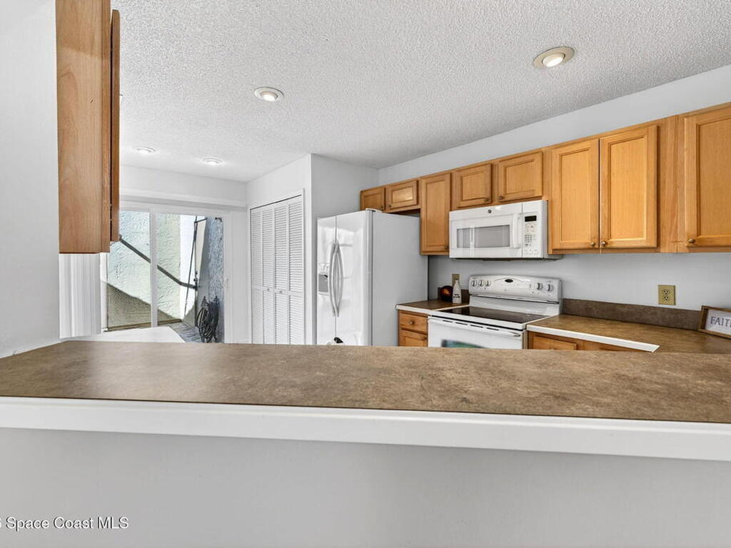 737 Green Valley Lane, Melbourne, FL 32940