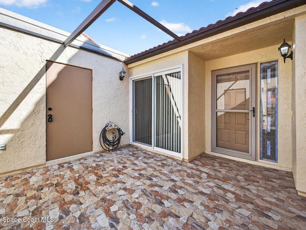 737 Green Valley Lane, Melbourne, FL 32940