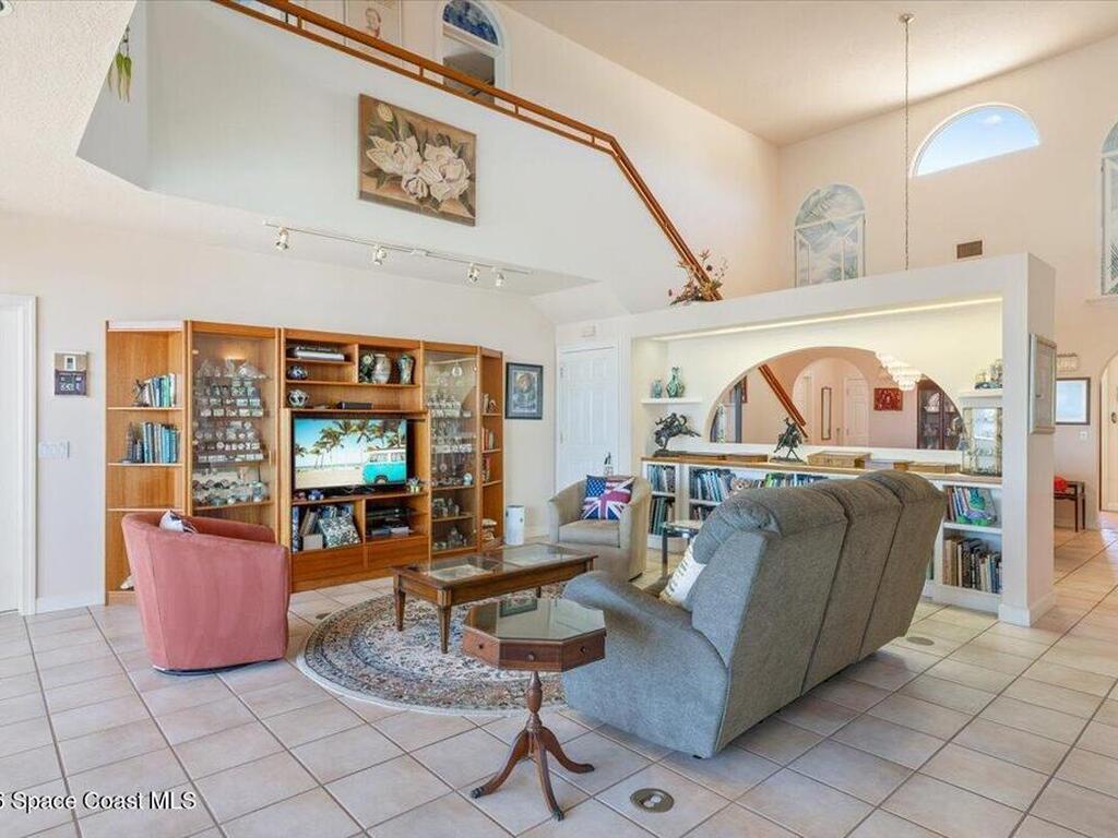 2 Sea Horse Lane, Vero Beach, FL 32960