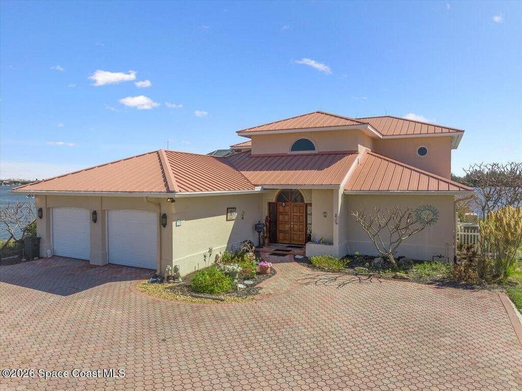 2 Sea Horse Lane, Vero Beach, FL 32960