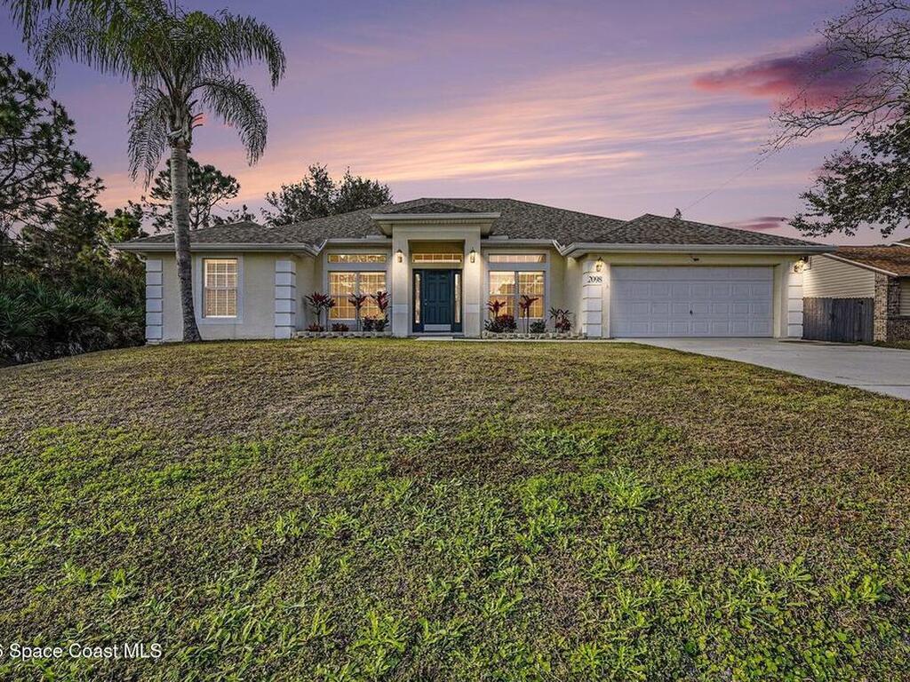 2098 Jupiter Boulevard, Palm Bay, FL 32908