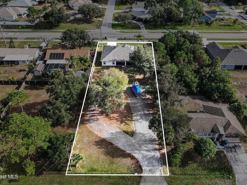 2098 Jupiter Boulevard, Palm Bay, FL 32908