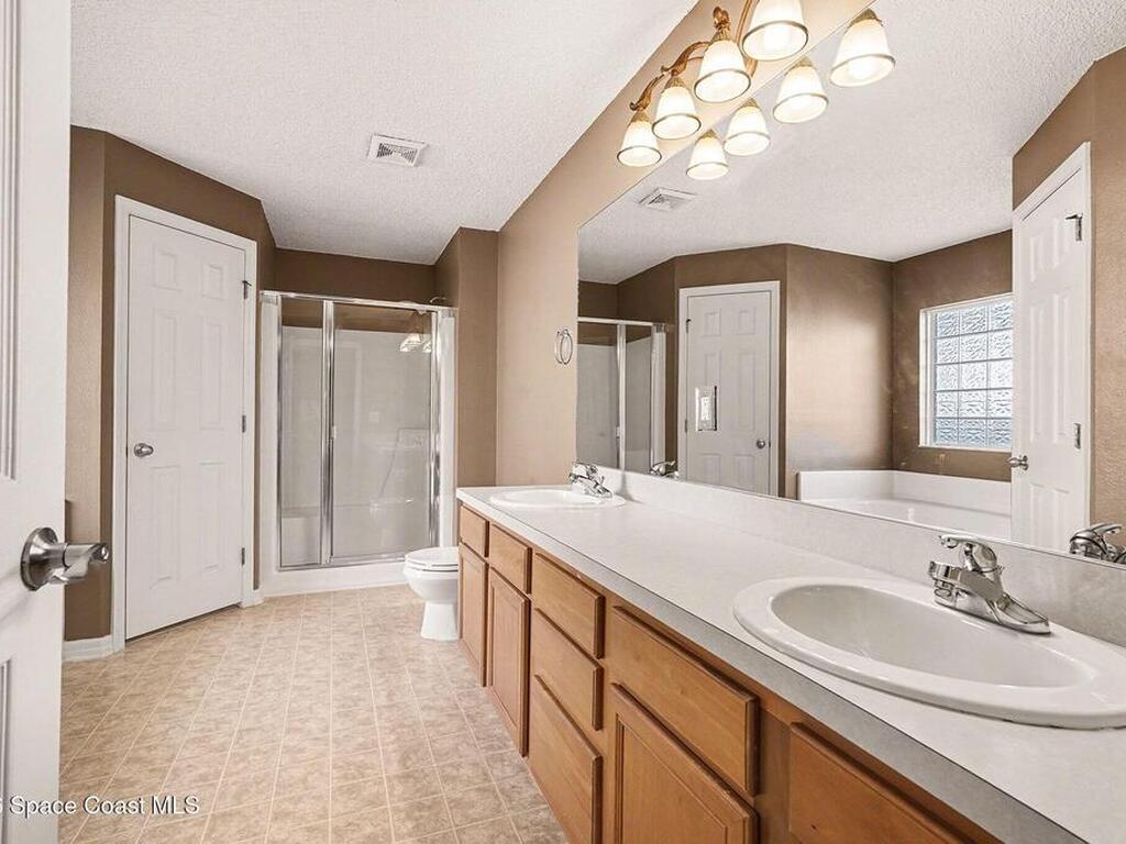 2098 Jupiter Boulevard, Palm Bay, FL 32908