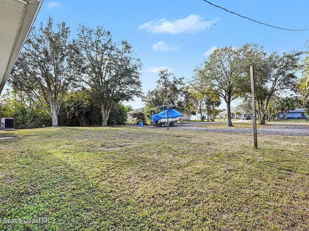 2098 Jupiter Boulevard, Palm Bay, FL 32908