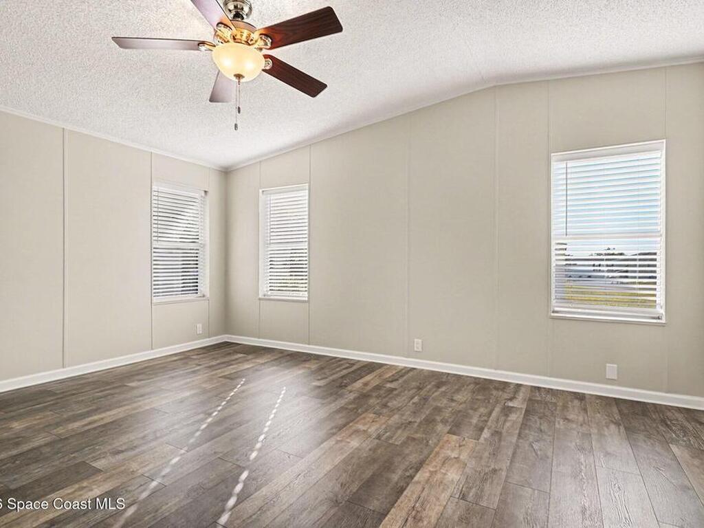 110 Holiday Park Boulevard, Palm Bay, FL 32907