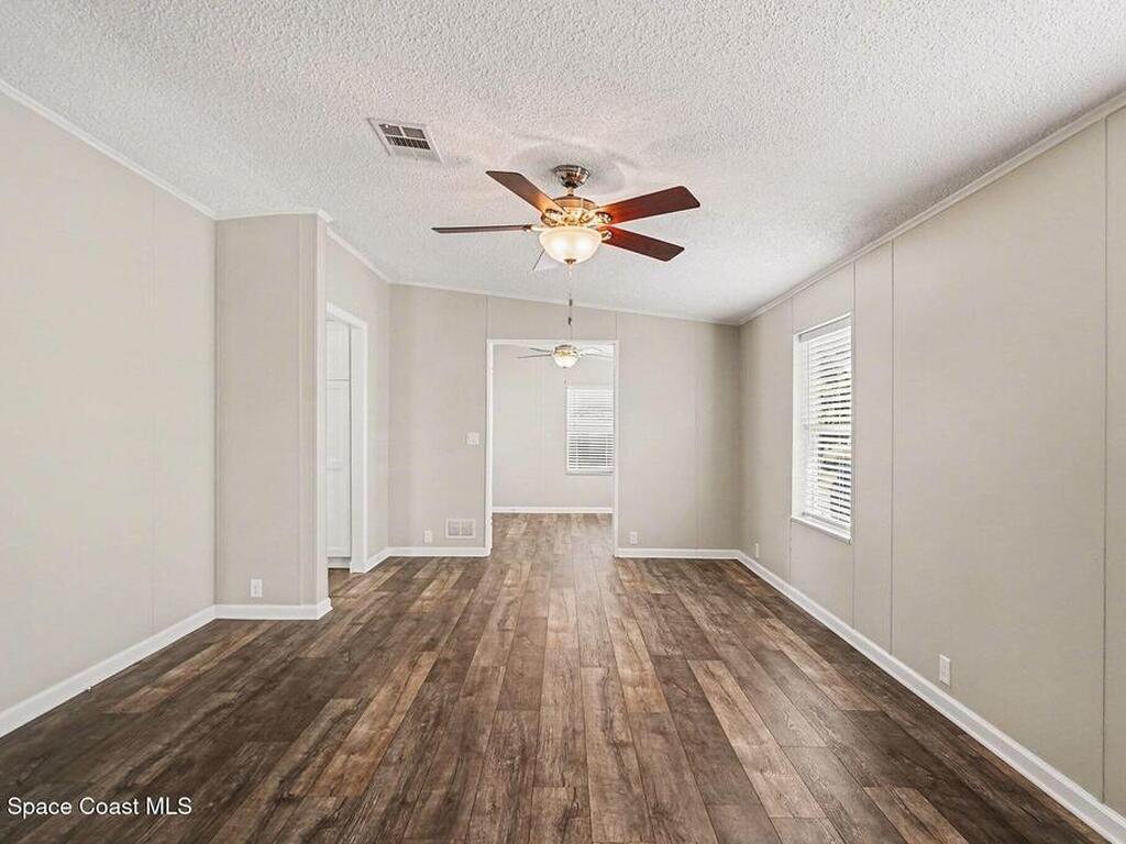 110 Holiday Park Boulevard, Palm Bay, FL 32907