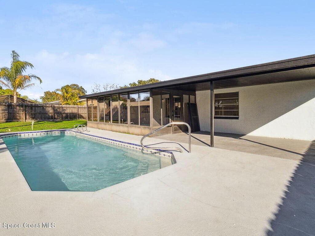 2209 Spring Circle, Cocoa, FL 32926