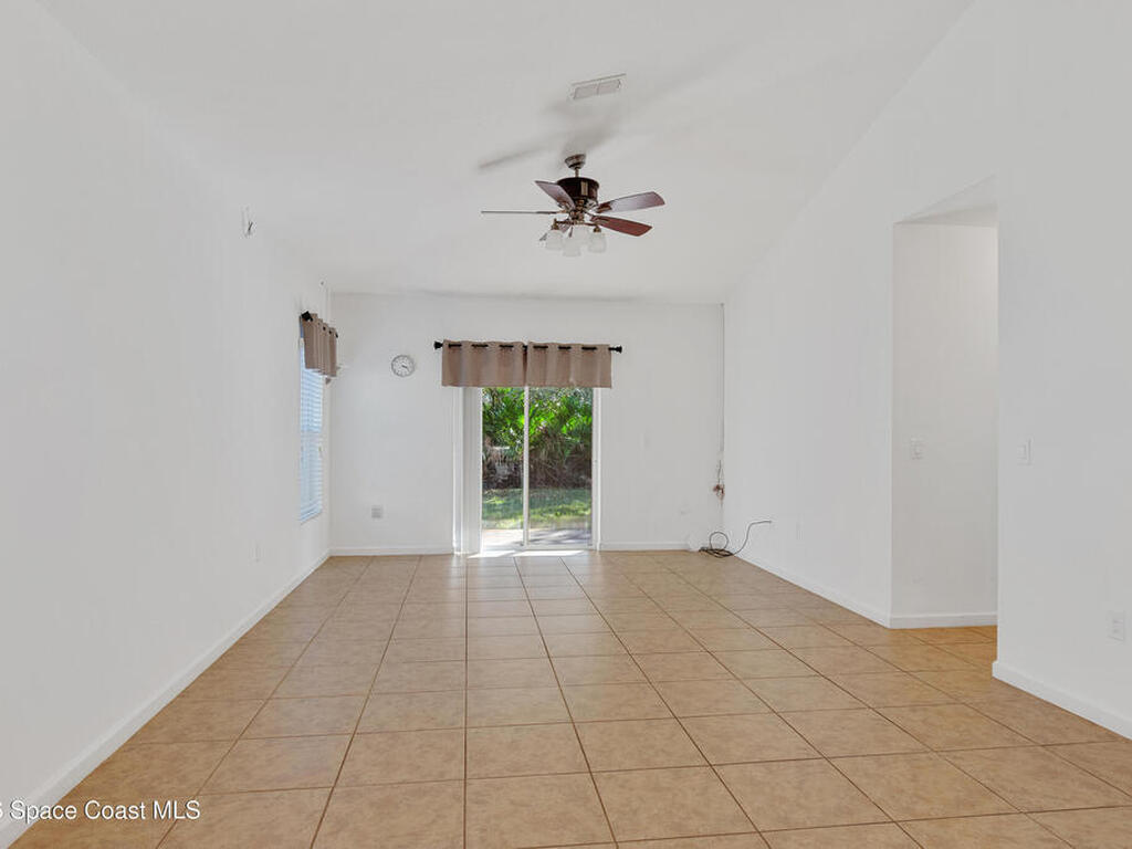 107 Carlisle Way, Sebastian, FL 32958