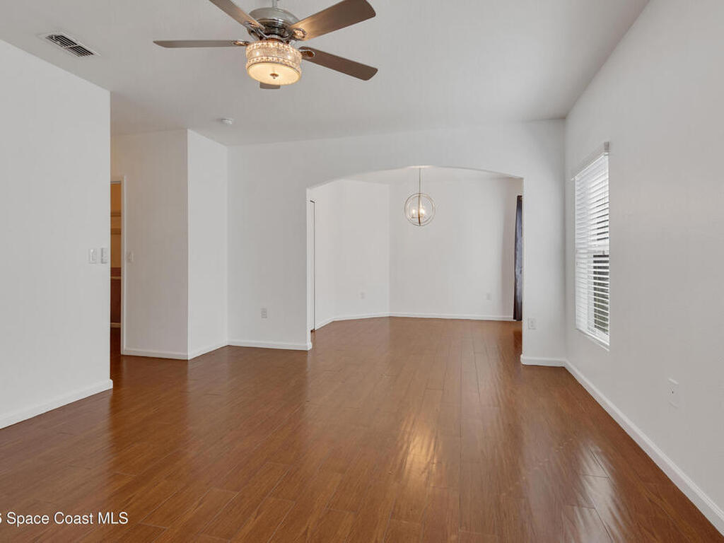 107 Carlisle Way, Sebastian, FL 32958