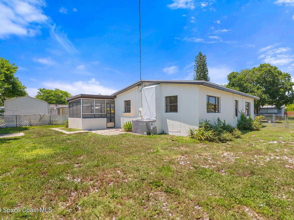 2189 Smathers Circle, Melbourne, FL 32935