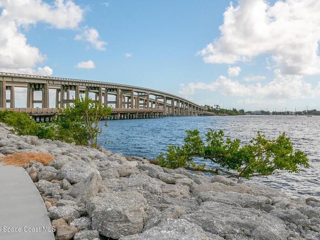 15 N Indian River Drive, Cocoa, FL 32922