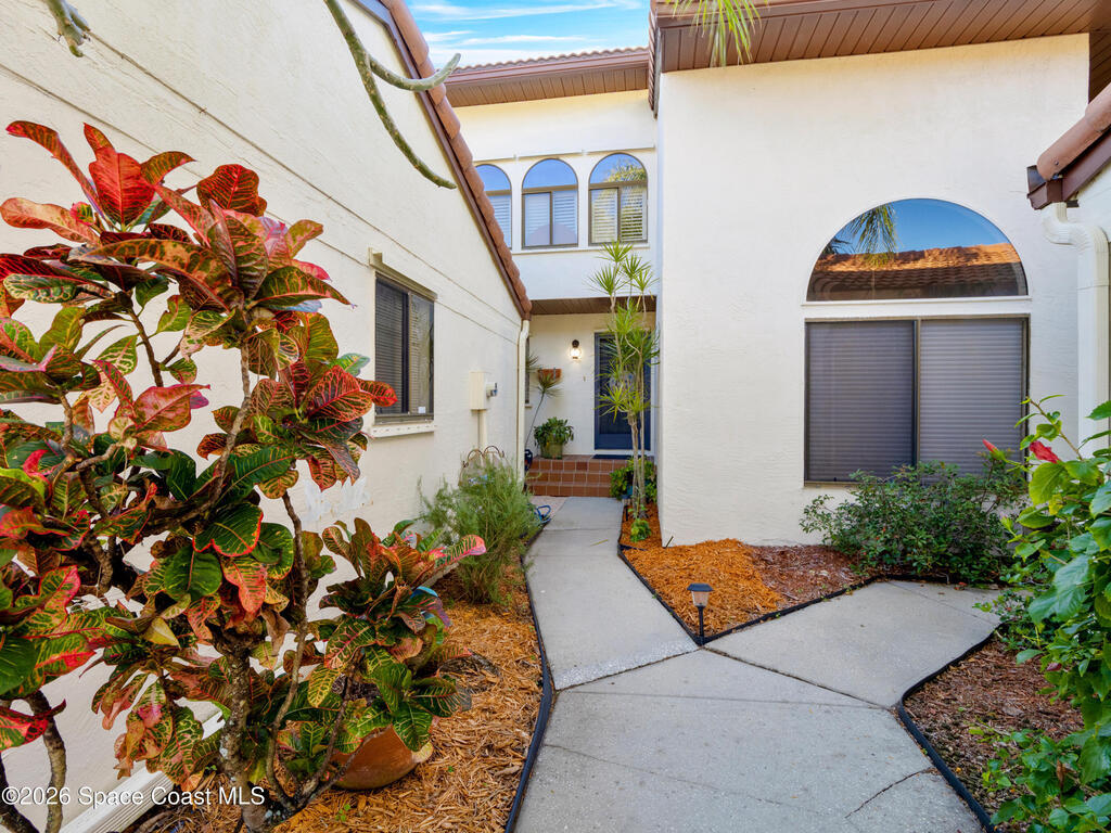 2305 Parkside Place, Indian Harbour Beach, FL 32937