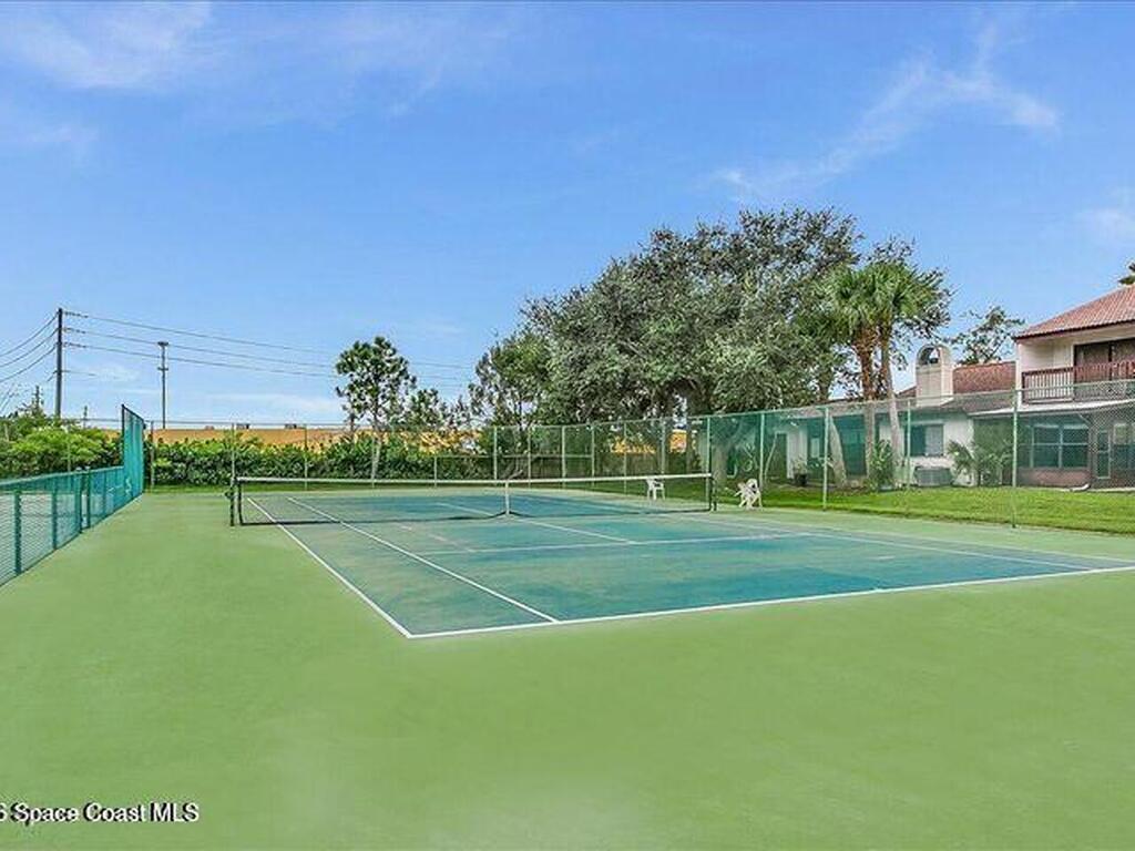 2305 Parkside Place, Indian Harbour Beach, FL 32937