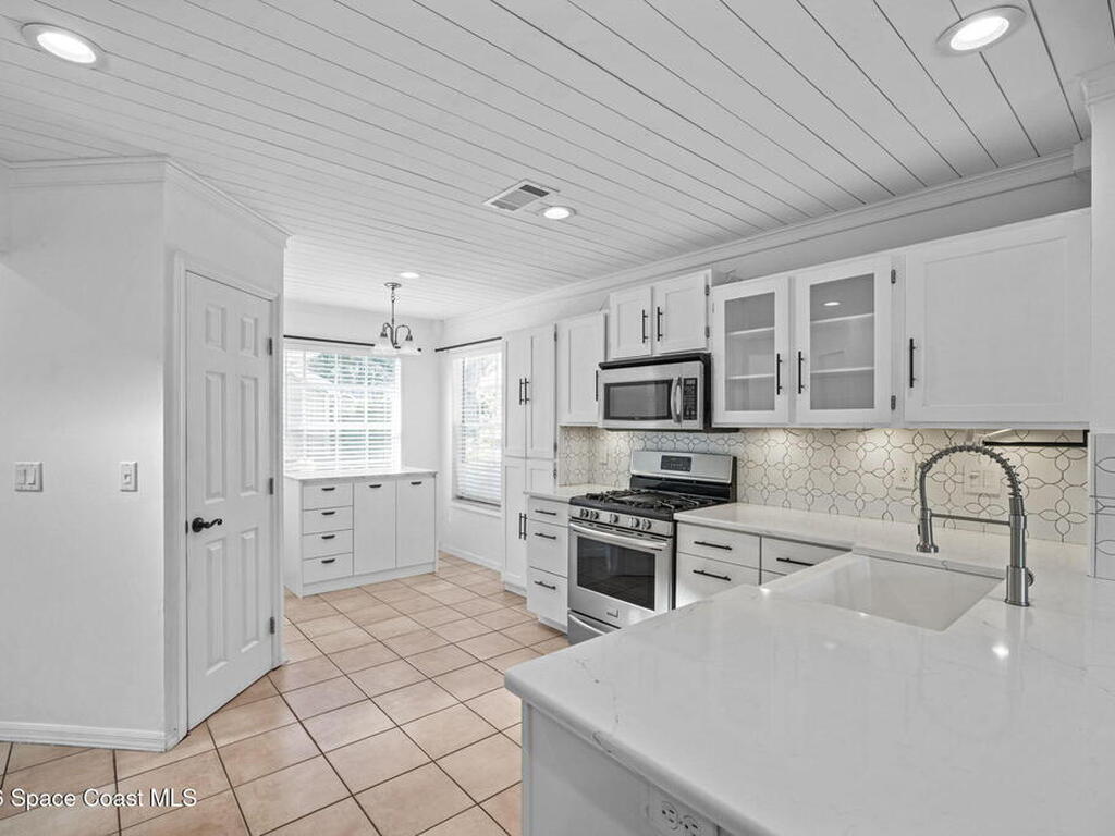 1742 Nicklaus Drive, Melbourne, FL 32935