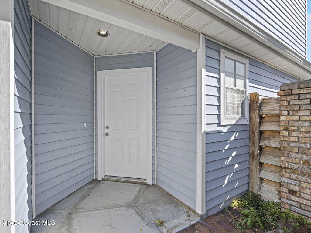 1742 Nicklaus Drive, Melbourne, FL 32935