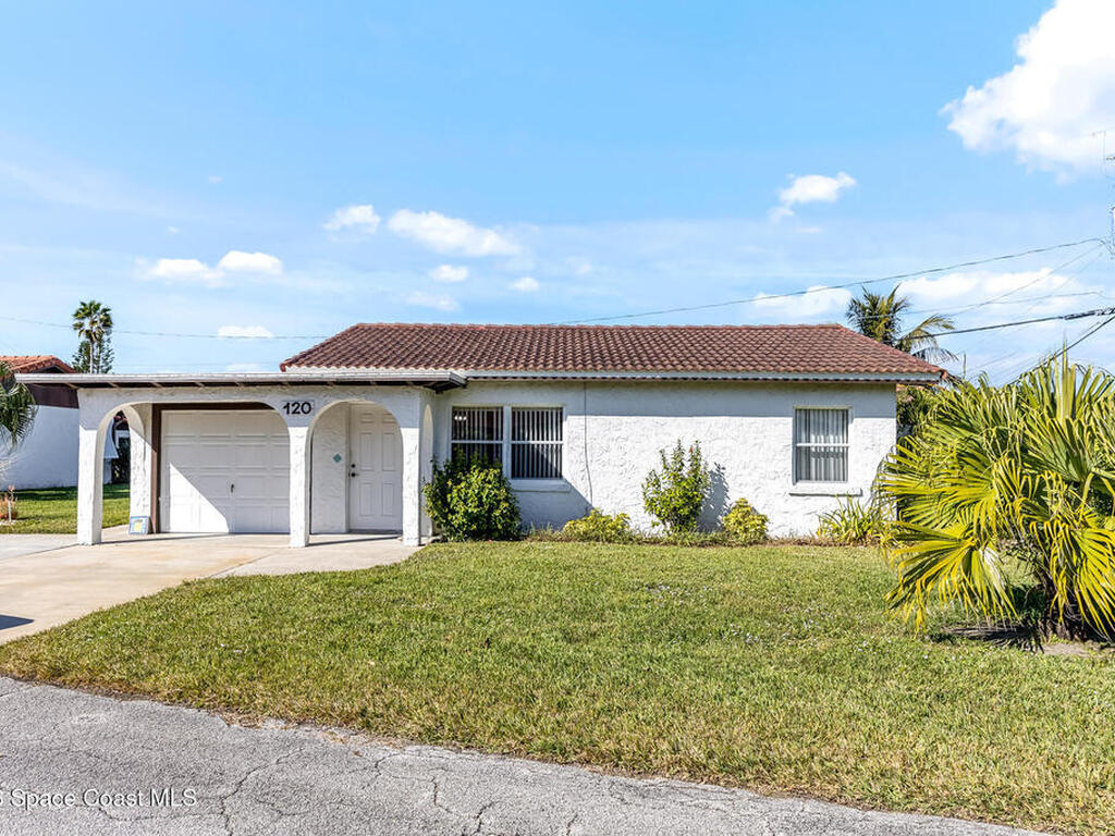 120 Hacienda, Indialantic, FL 32903